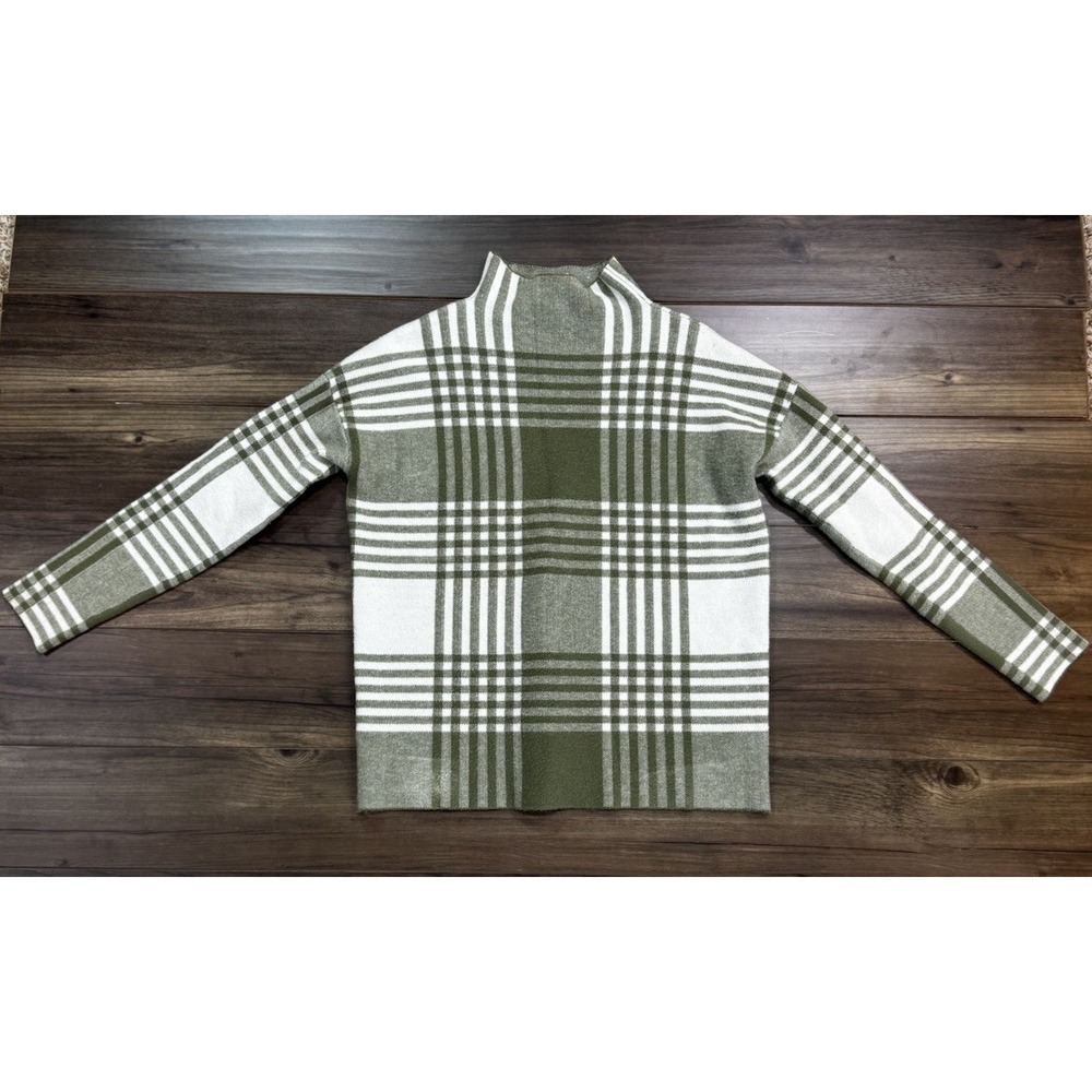 Max Studio Women's Sweater Small Patterned Green and White Turtle Neck
